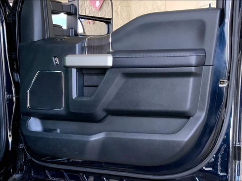 Used 2021 Ford F250 Lariat image 23