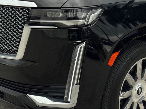 Certified 2024 Cadillac Escalade ESV Premium Luxury Platinum image 14