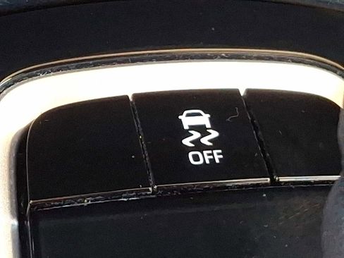 Used 2023 Toyota Corolla LE image 26