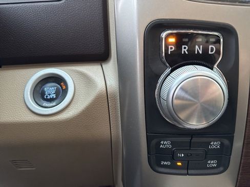 Used 2015 RAM 1500 Laramie w/ Convenience Group image 24