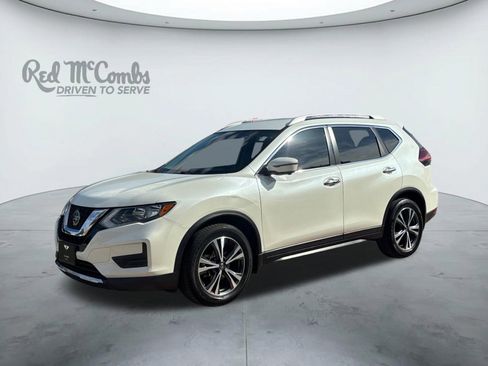 Used 2019 Nissan Rogue SV w/ Premium Package FWD image 1