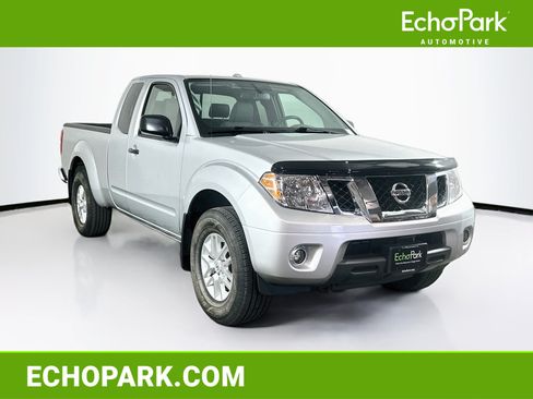 Used 2017 Nissan Frontier SV w/ SV Value Truck Package AWD/4WD image 1