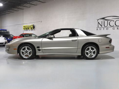 Used 2000 Pontiac Firebird Formula image 7