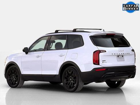 Used 2022 Kia Telluride SX w/ SX Prestige Package image 2
