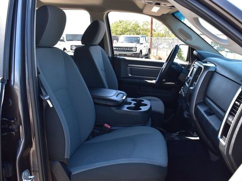 Used 2021 RAM 1500 Classic SLT AWD/4WD image 31