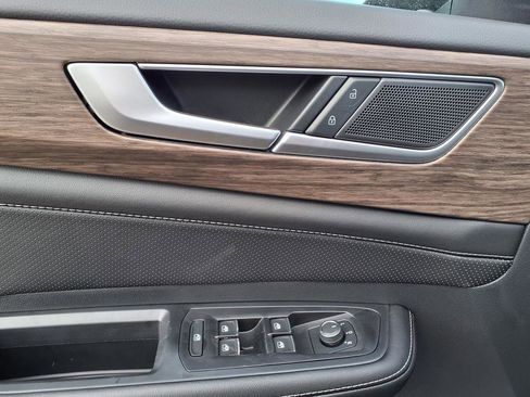 New 2026 Volkswagen Atlas SEL image 14