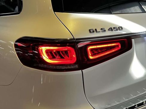 Certified 2023 Mercedes-Benz GLS 450 4MATIC image 10
