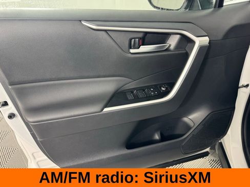 Used 2025 Toyota RAV4 XLE image 10