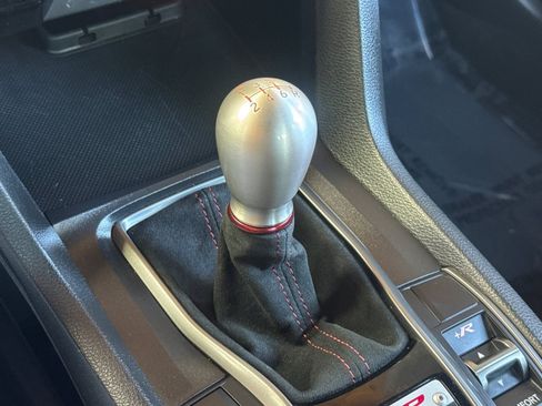 Used 2021 Honda Civic Type R image 18