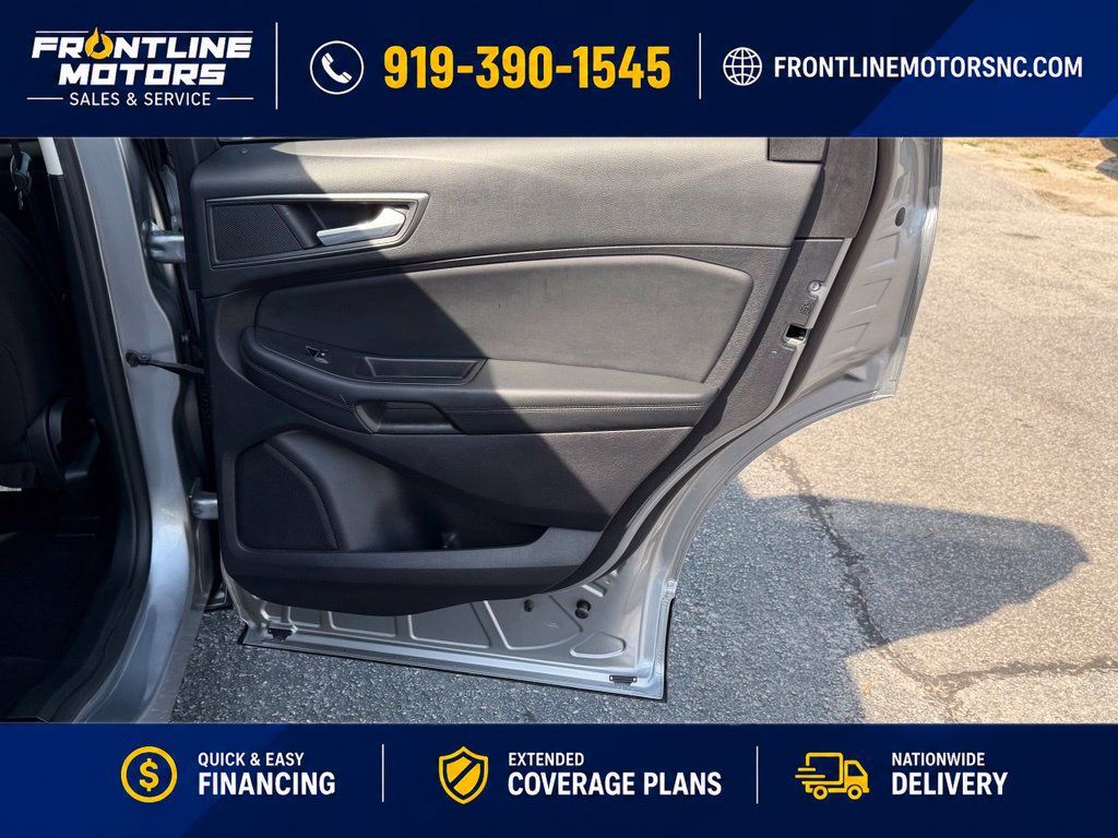 Used 2020 Ford Edge SE FWD image 13
