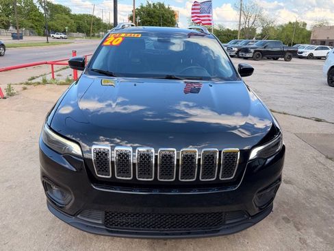 Used 2020 Jeep Cherokee Latitude Plus FWD image 8