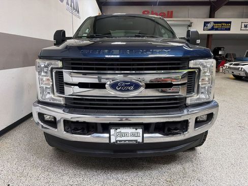 Used 2017 Ford F250 XLT w/ XLT Value Package AWD/4WD image 2