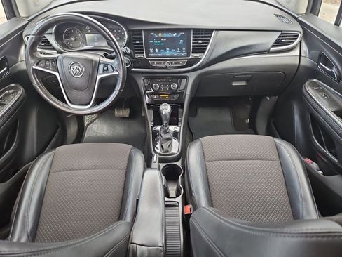 Used 2020 Buick Encore Preferred image 17