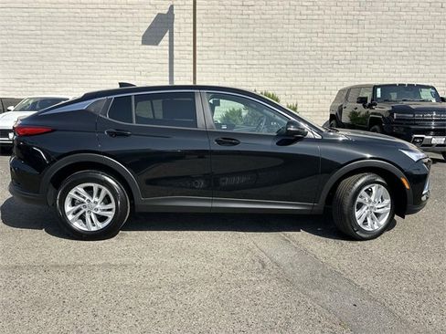 New 2025 Buick Envista Preferred w/ Convenience II Package image 3