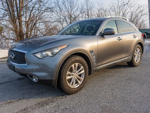 Used 2017 INFINITI QX70 AWD w/ Premium Package image 8
