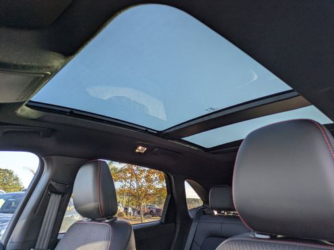 New 2026 Ford Escape ST-Line w/ Tech Pack #1 image 21