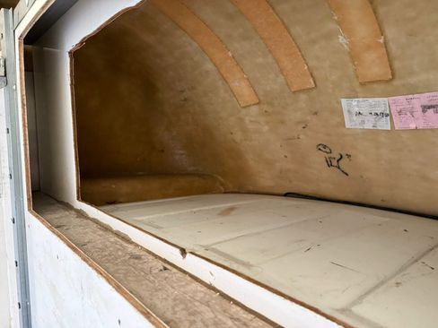 Used 2018 Chevrolet Express 3500 image 19