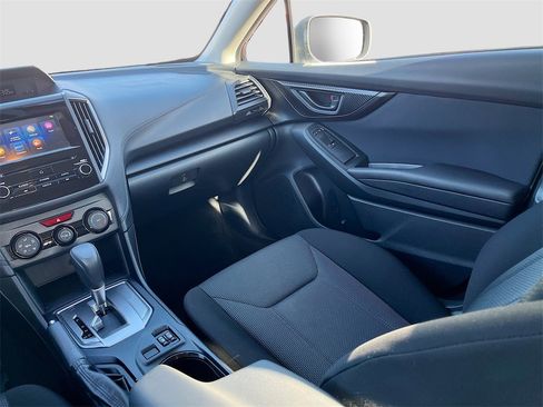 Used 2019 Subaru Impreza 2.0i Premium image 22