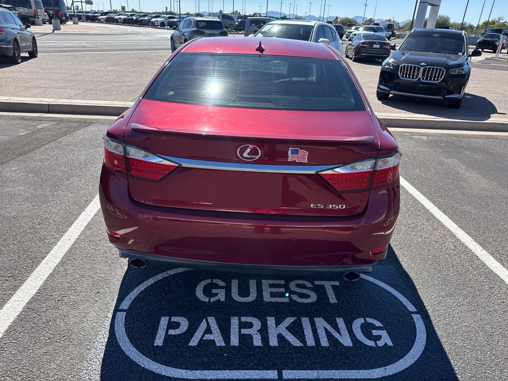 Used 2014 Lexus ES 350 w/ Luxury Package FWD image 4