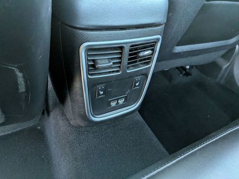 Used 2022 Dodge Charger SXT w/ Leather Interior Group image 30