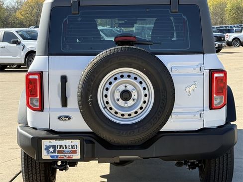 New 2025 Ford Bronco image 31