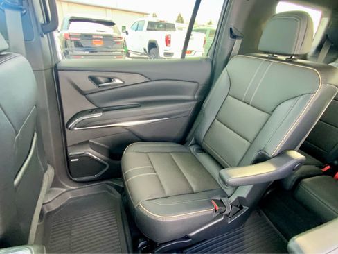 New 2026 Chevrolet Traverse High Country w/ LPO, Floor Liner Package image 30