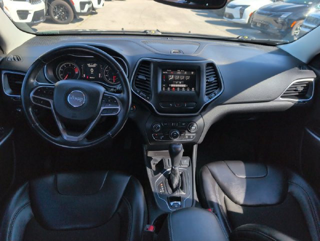 Certified 2021 Jeep Cherokee Latitude Plus w/ Sun & Sound Group FWD image 27