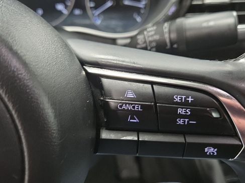 Used 2025 MAZDA MAZDA3 s FWD image 13
