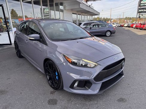 Used 2017 Ford Focus RS AWD/4WD image 11