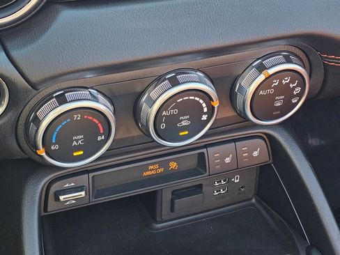 Used 2023 MAZDA MX-5 Miata Grand Touring image 12