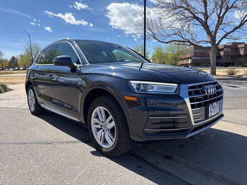 Used 2020 Audi Q5 2.0T Premium w/ Convenience Package image 7