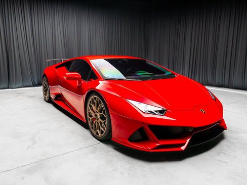 Used 2023 Lamborghini Huracan EVO AWD/4WD image 11