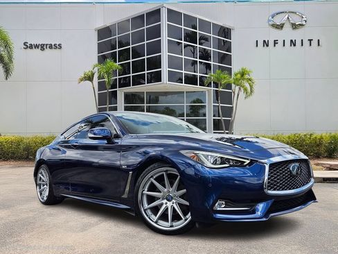 Used 2017 INFINITI Q60 3.0t w/ Premium Plus Package 3.0T RWD image 1