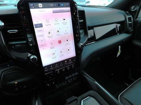 New 2026 RAM 2500 Limited image 37