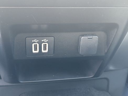 Used 2020 Ford F150 XLT w/ Trailer Tow Package AWD/4WD image 21