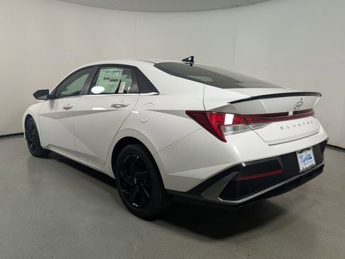 New 2026 Hyundai Elantra SEL Sport image 5