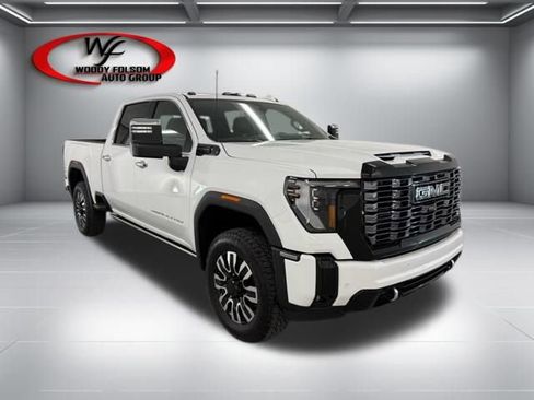 New 2026 GMC Sierra 2500 Denali Ultimate AWD/4WD image 3