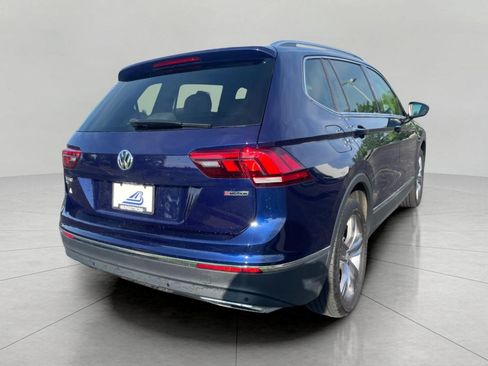 Used 2021 Volkswagen Tiguan SEL AWD/4WD image 37