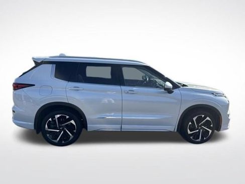 Used 2024 Mitsubishi Outlander SEL AWD/4WD image 7