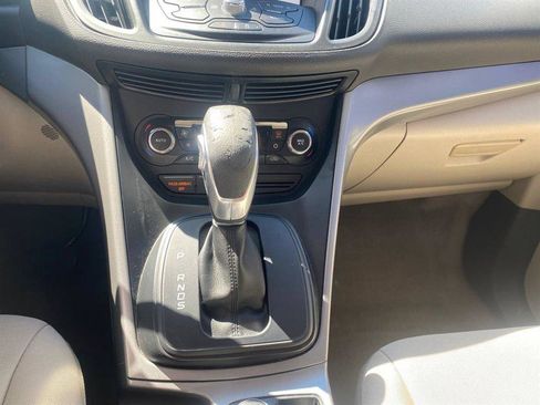 Used 2016 Ford Escape SE w/ Equipment Group 201A image 17