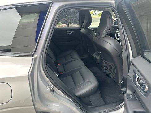 Used 2025 Volvo XC60 B5 Plus AWD/4WD image 16