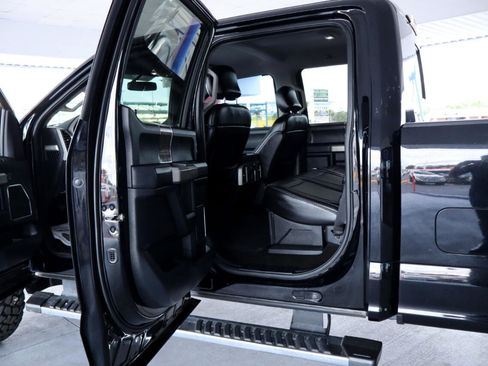 Used 2017 Ford F350 Lariat w/ Chrome Package image 30