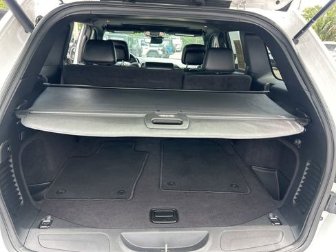 Used 2020 Jeep Grand Cherokee Limited image 29