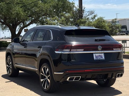 Used 2024 Volkswagen Atlas Cross Sport SEL Premium R-Line AWD/4WD image 7