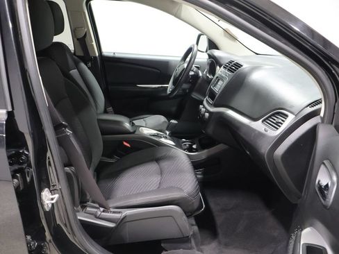 Used 2016 Dodge Journey SXT w/ Comfort/Convenience Group AWD/4WD image 24