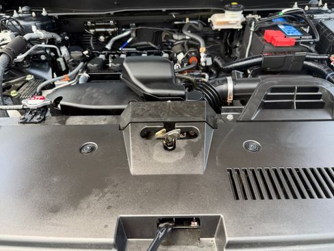 Used 2023 Honda CR-V EX-L image 8