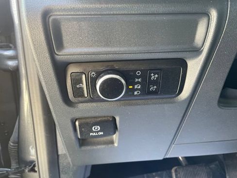 Certified 2017 Ford Transit 350 XLT RWD image 40