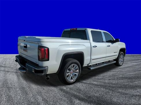 Used 2018 GMC Sierra 1500 SLT w/ Enhanced Driver Alert Package RWD image 4