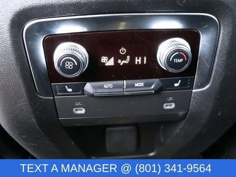 Used 2024 GMC Yukon XL Denali image 18
