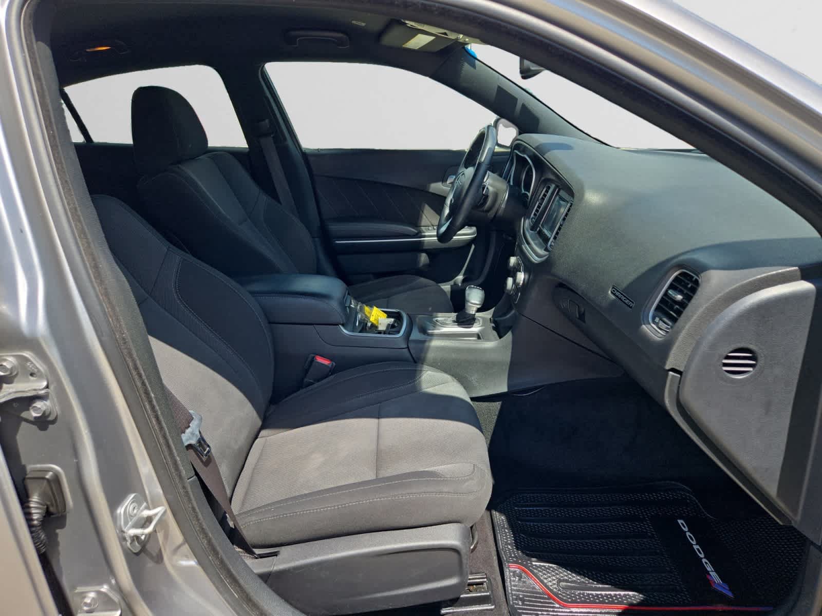 Used 2018 Dodge Charger R/T RWD image 15